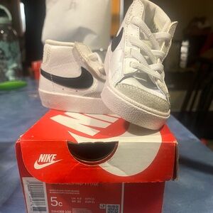 Kids shoes
